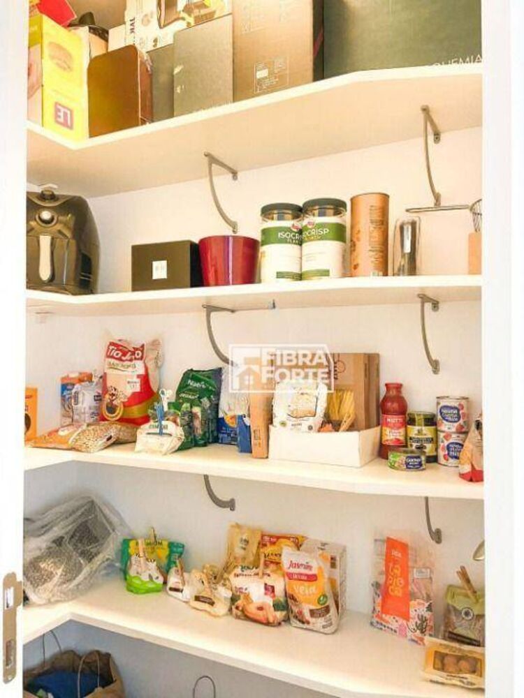 Apartamento à venda com 3 quartos, 181m² - Foto 5