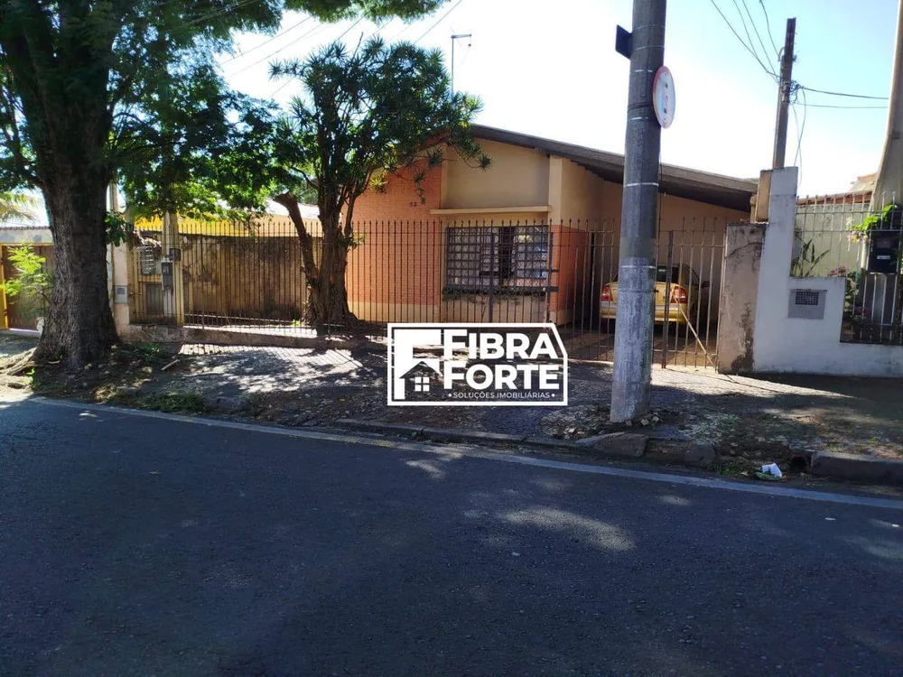 Casa, 4 quartos, 156 m² - Foto 1