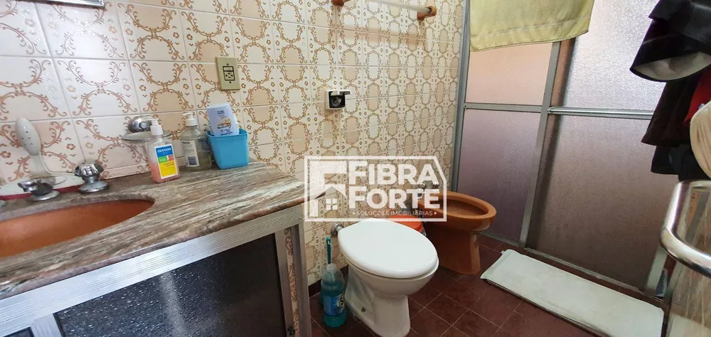 Casa, 3 quartos, 244 m² - Foto 2