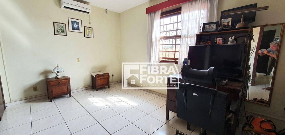 Casa, 3 quartos, 244 m² - Foto 6