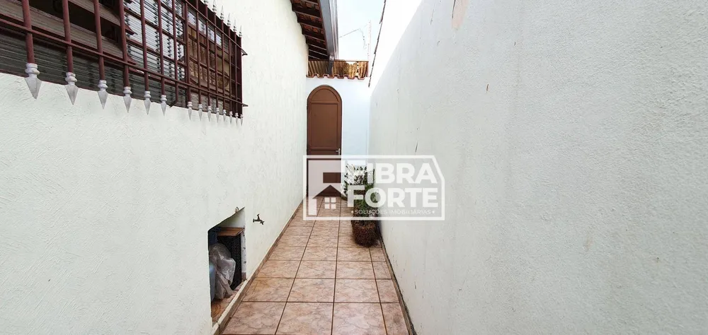 Casa, 3 quartos, 244 m² - Foto 8