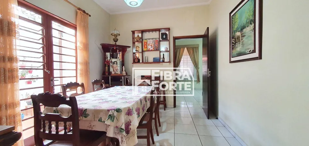 Casa, 3 quartos, 244 m² - Foto 5