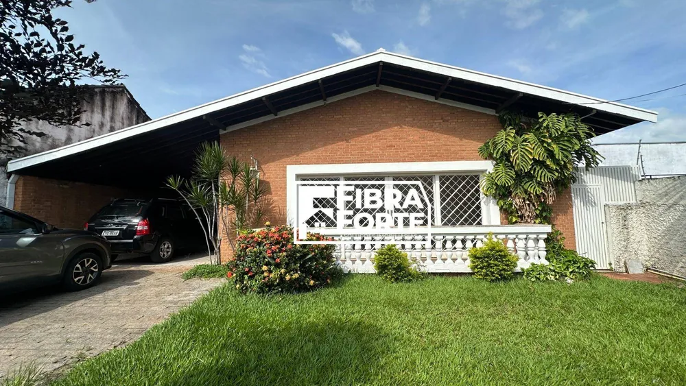 Casa, 4 quartos, 307 m² - Foto 1