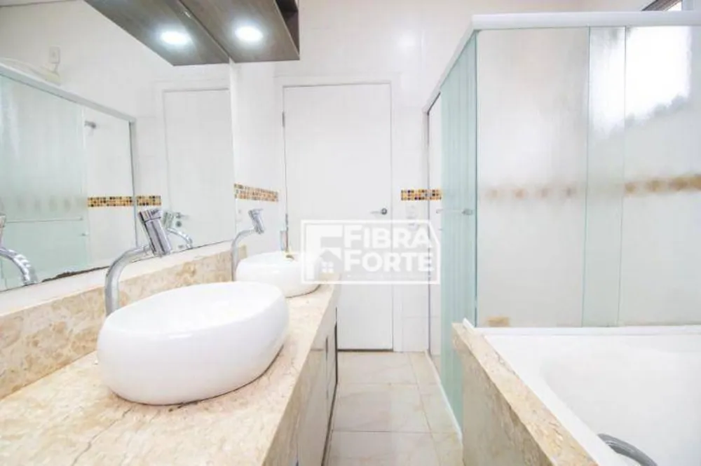 Casa, 3 quartos, 200 m² - Foto 8