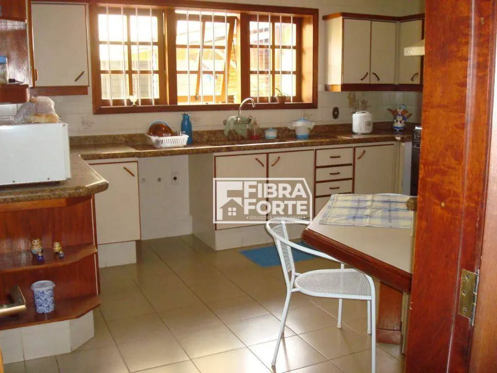 Casa, 3 quartos, 351 m² - Foto 9