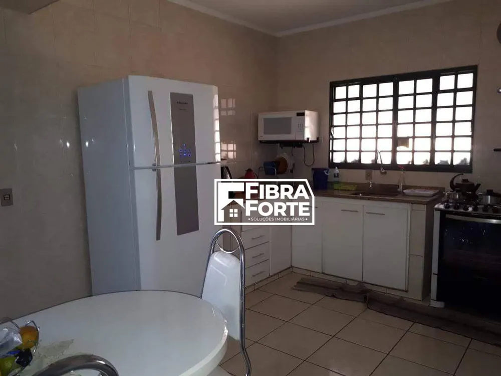 Casa, 3 quartos, 200 m² - Foto 7