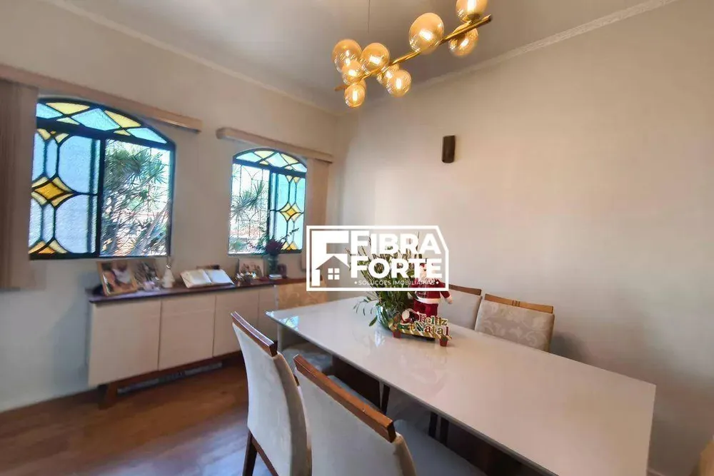 Casa, 4 quartos, 200 m² - Foto 2
