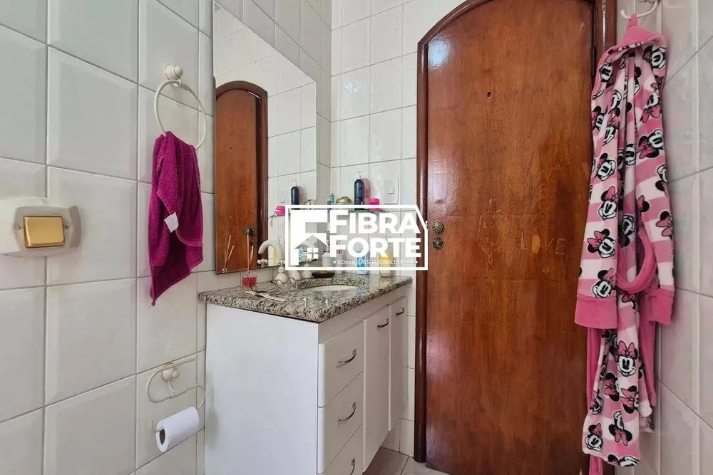 Casa, 4 quartos, 230 m² - Foto 8