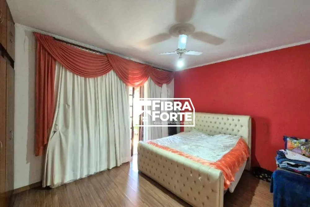 Casa, 4 quartos, 230 m² - Foto 12