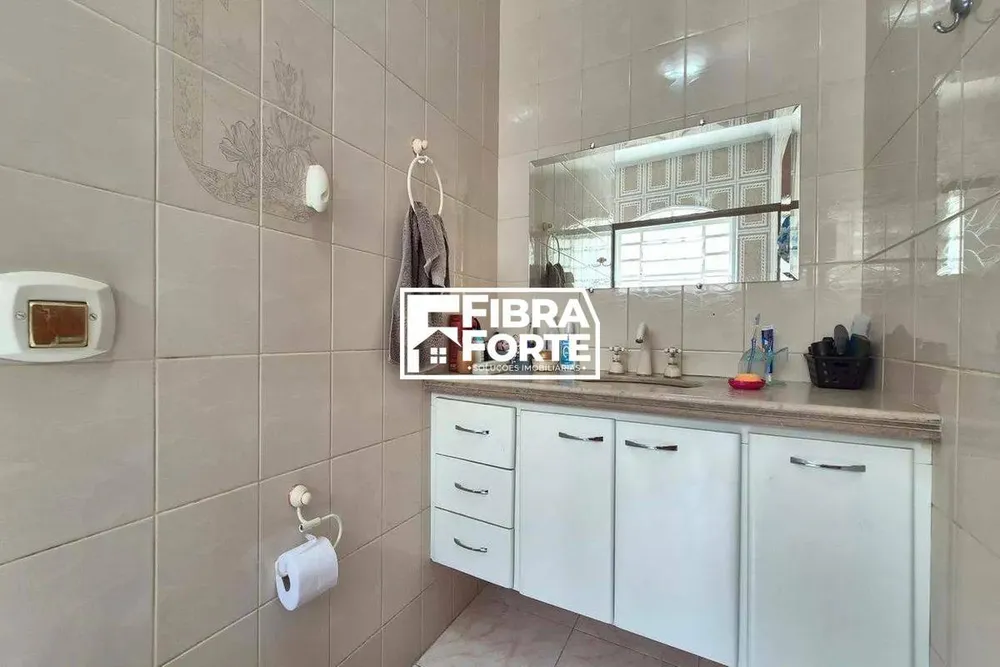 Casa, 4 quartos, 230 m² - Foto 10