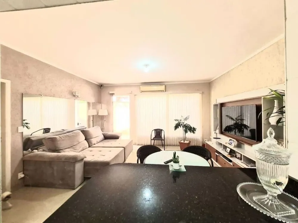 Casa, 4 quartos, 253 m² - Foto 3