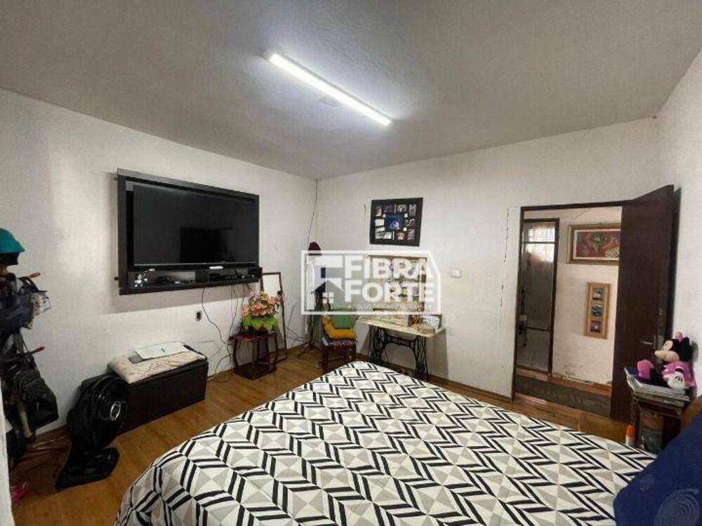 Chácara à venda com 3 quartos, 180m² - Foto 2