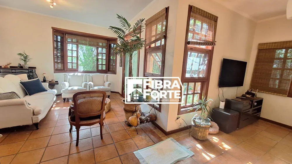 Casa, 4 quartos, 349 m² - Foto 2