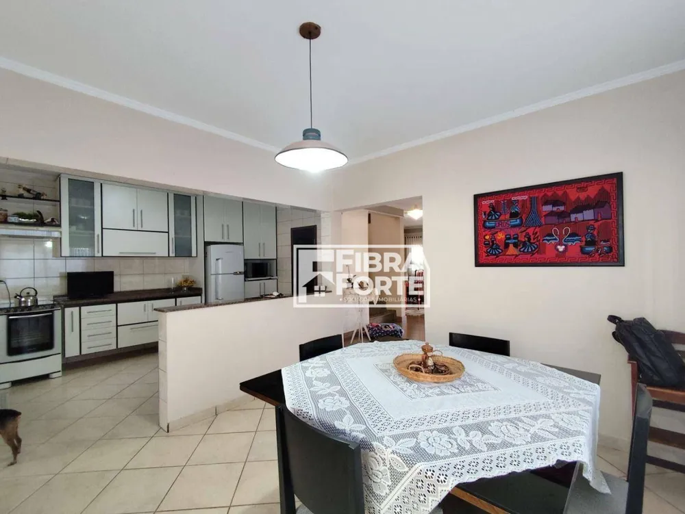 Casa, 3 quartos, 267 m² - Foto 4
