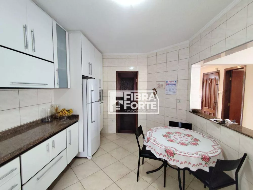 Casa, 3 quartos, 267 m² - Foto 9