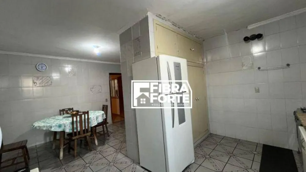 Casa, 3 quartos, 234 m² - Foto 9