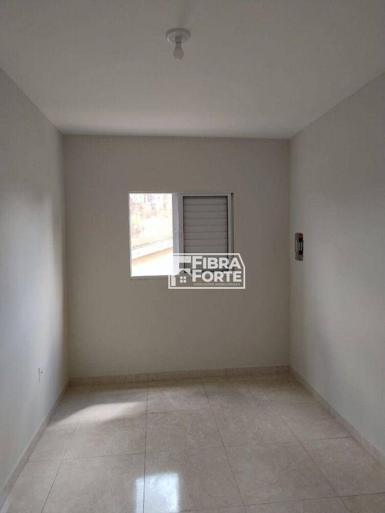 Casa à venda com 2 quartos, 63m² - Foto 7