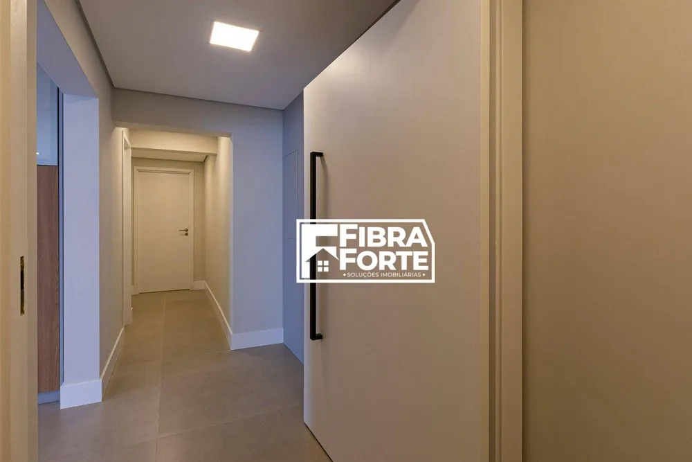 Apartamento, 3 quartos, 200 m² - Foto 2