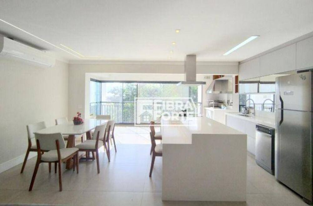 Apartamento para alugar com 4 quartos, 130m² - Foto 1
