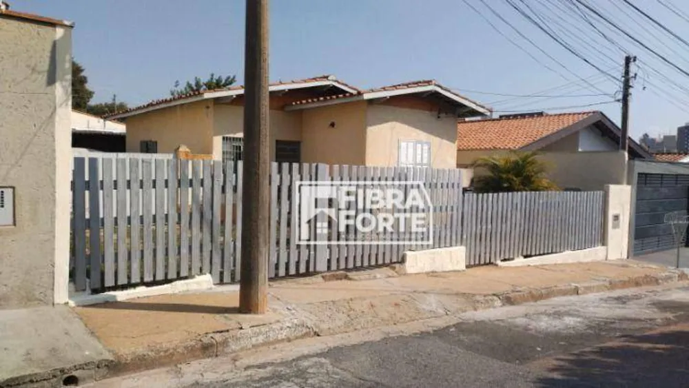 Casa, 3 quartos, 161 m² - Foto 1