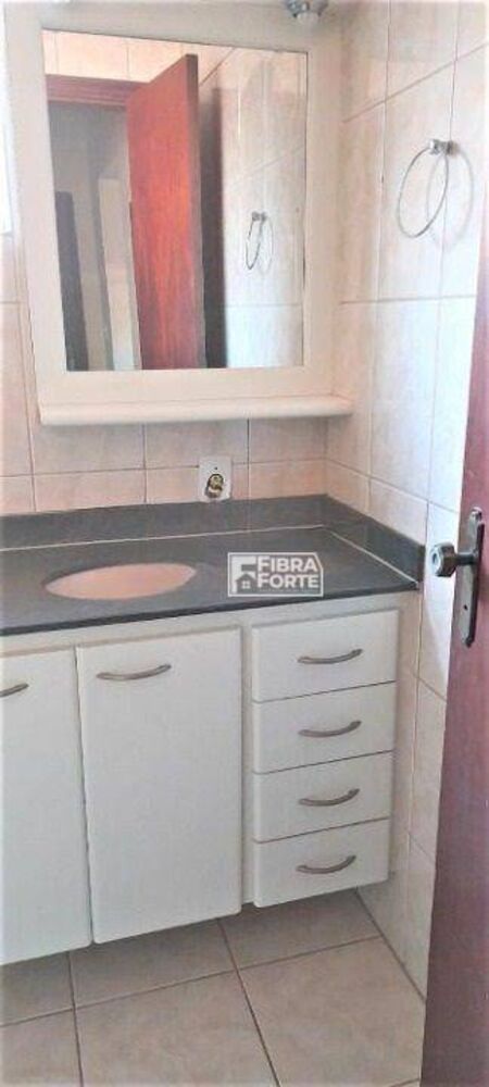 Casa à venda com 3 quartos, 182m² - Foto 7