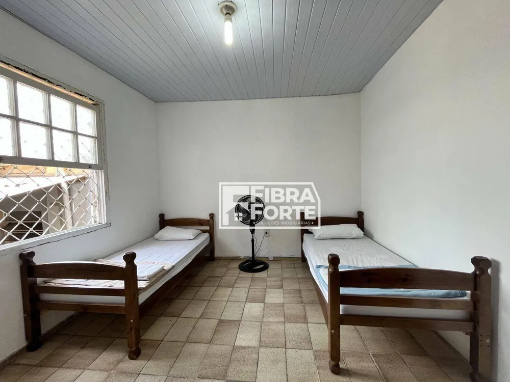 Casa, 4 quartos, 193 m² - Foto 3