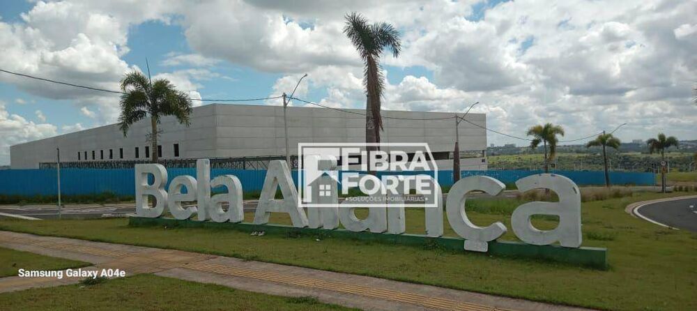 Loteamento e Condomínio, 250 m² - Foto 1