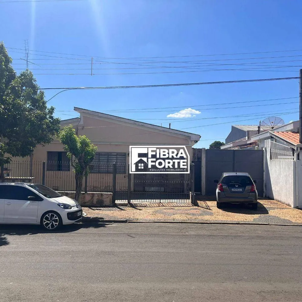 Casa, 4 quartos, 440 m² - Foto 1
