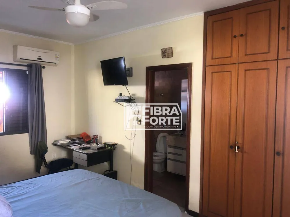 Casa, 3 quartos, 200 m² - Foto 10