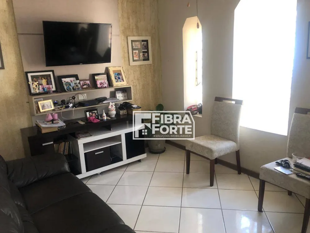 Casa, 3 quartos, 200 m² - Foto 6