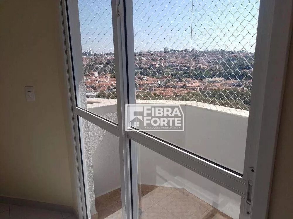 Apartamento à venda com 2 quartos, 65m² - Foto 3