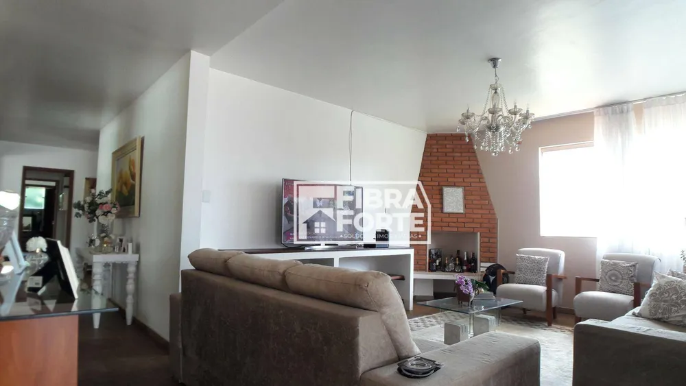 Casa, 6 quartos, 302 m² - Foto 3