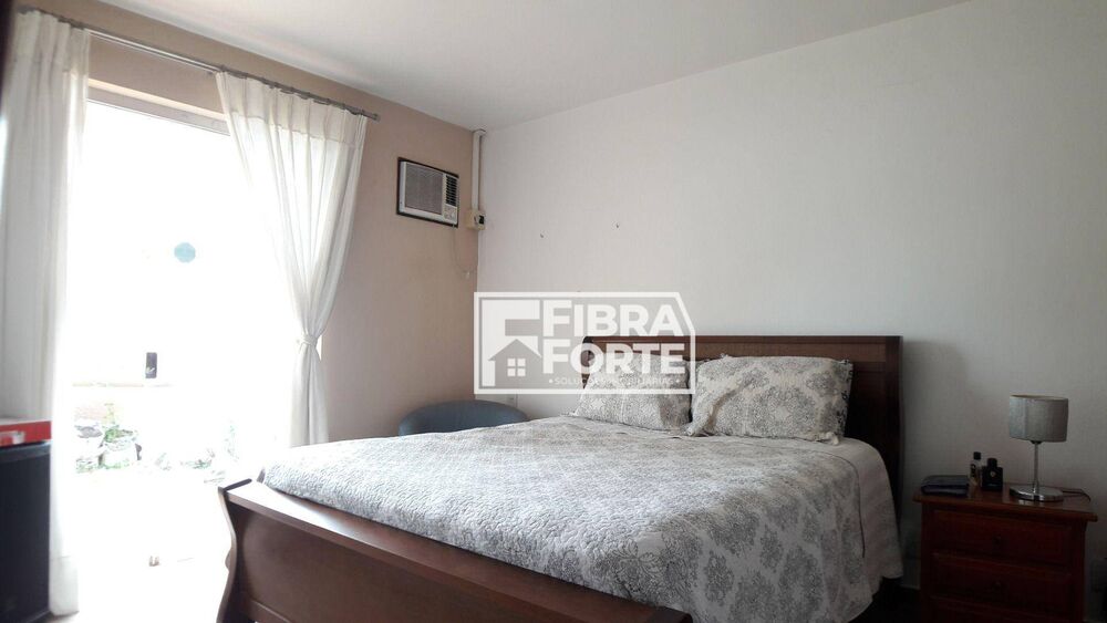 Casa, 6 quartos, 302 m² - Foto 2