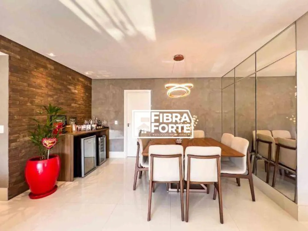 Apartamento, 3 quartos, 131 m² - Foto 2