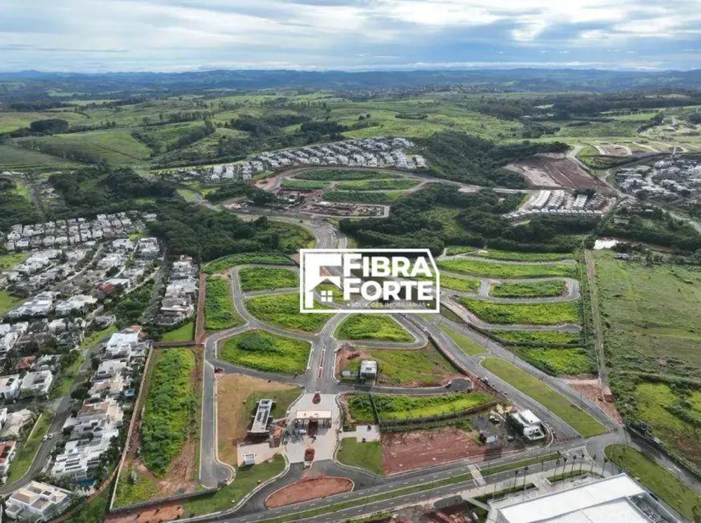 Loteamento e Condomínio, 679 m² - Foto 1