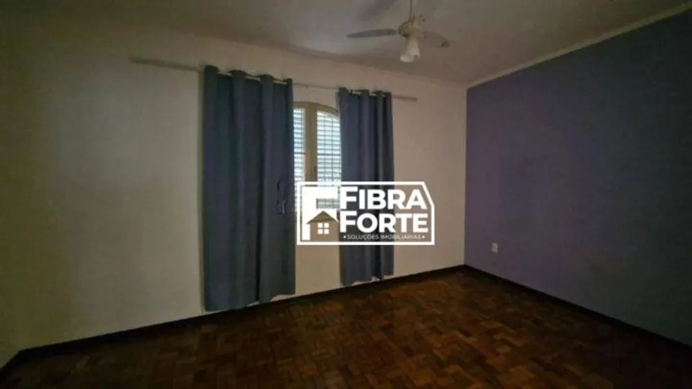 Casa, 3 quartos, 196 m² - Foto 1