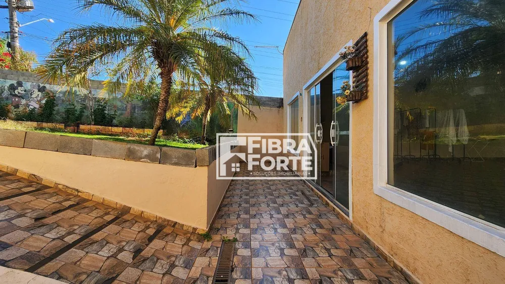 Chácara, 2 quartos, 1036 m² - Foto 12