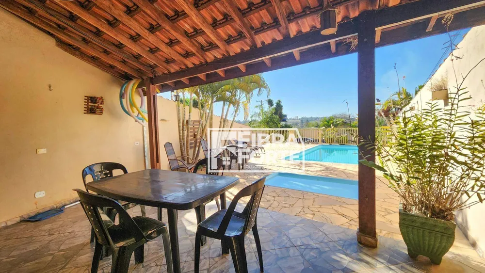 Chácara, 2 quartos, 1036 m² - Foto 2