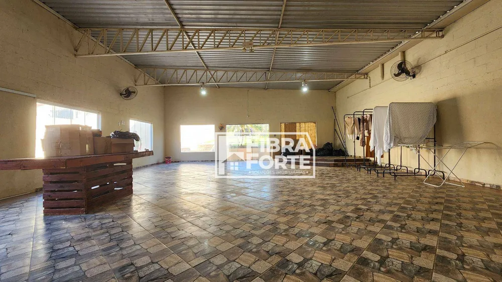 Chácara, 2 quartos, 1036 m² - Foto 9