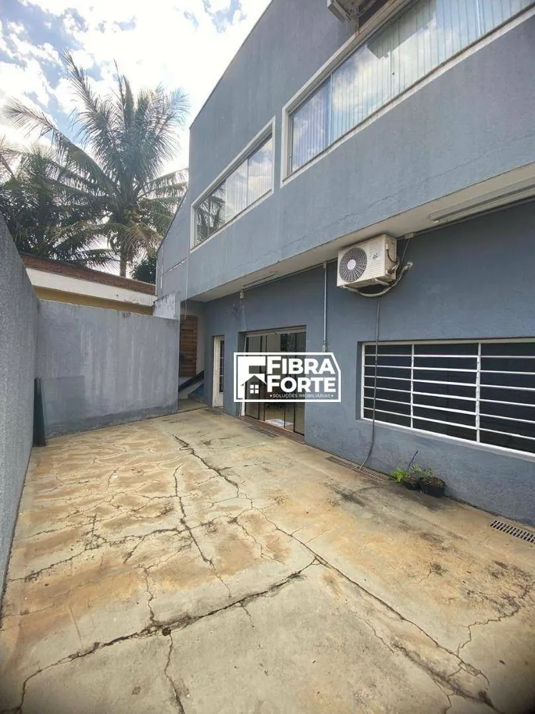Prédio Inteiro, 200 m² - Foto 1