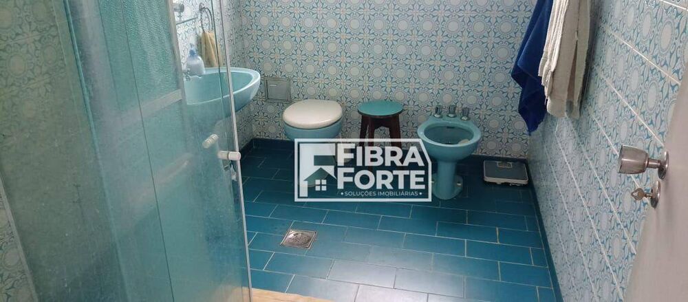 Casa à venda com 3 quartos, 181m² - Foto 5