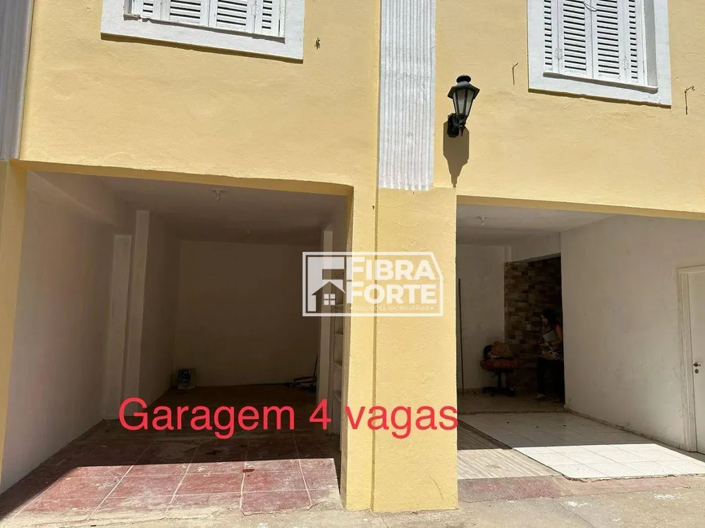Casa, 10 quartos, 316 m² - Foto 2