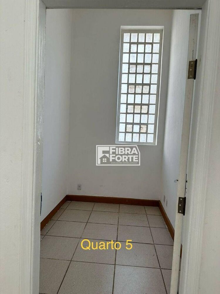 Casa, 10 quartos, 316 m² - Foto 4