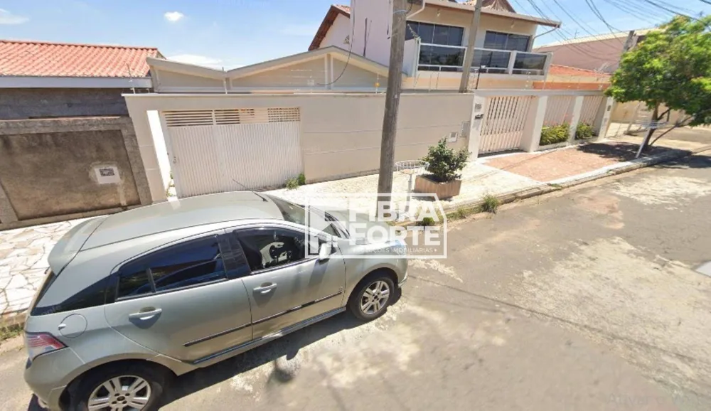 Casa, 3 quartos, 200 m² - Foto 1