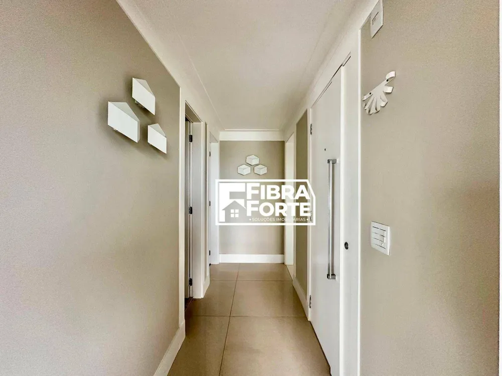 Apartamento, 3 quartos, 162 m² - Foto 2