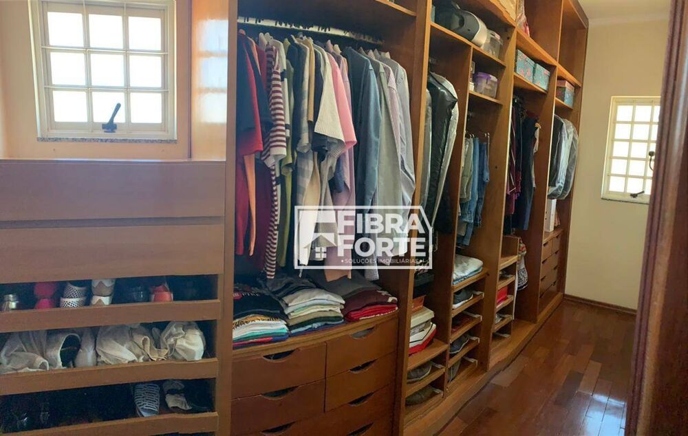 Casa, 3 quartos, 191 m² - Foto 2