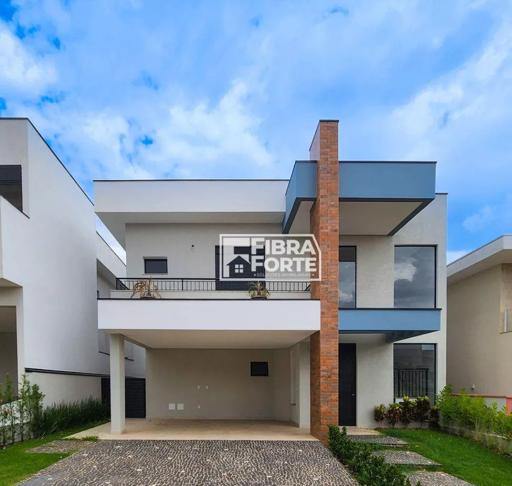 Casa de Condomínio à venda com 4 quartos, 330m² - Foto 1