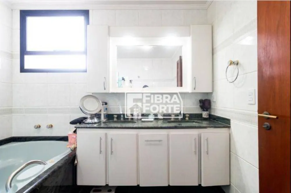 Apartamento, 3 quartos, 256 m² - Foto 13
