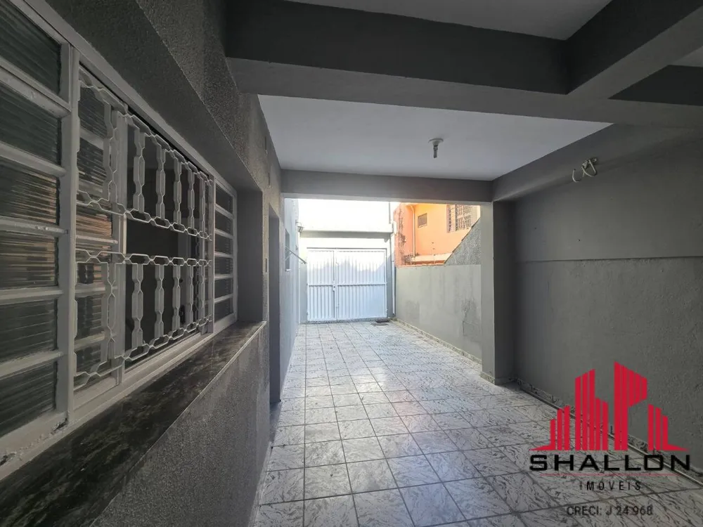 Sobrado, 3 quartos, 228 m² - Foto 2