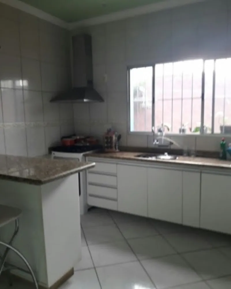 Sobrado, 3 quartos, 227 m² - Foto 3